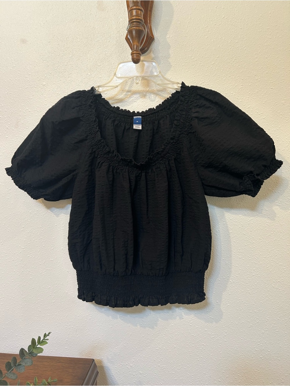 Old Navy Black Puff-Sleeve Smocked-Hem Women's Blouse